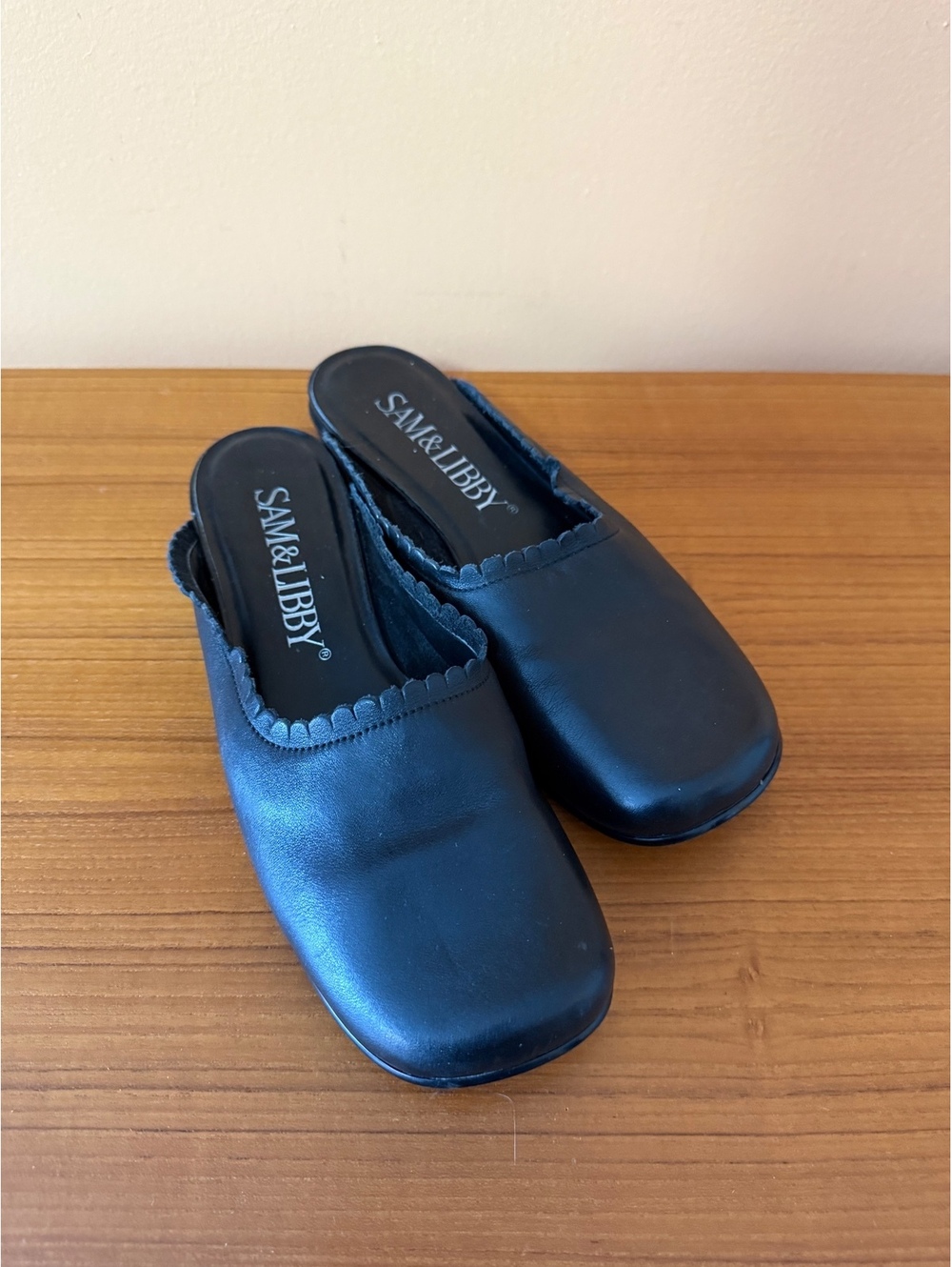 Sam & Libby Black Square Toe Slip On Mule Flats Size 8